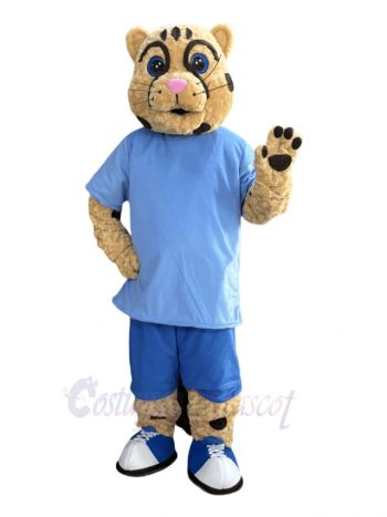 Cute Sporty Cheetah Mascot Costume Animal